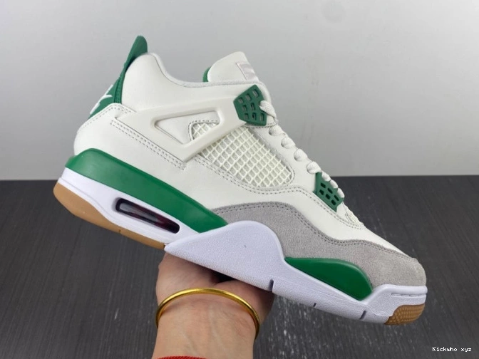 Green SB Nike Air Jordan Pine 4 x DR5415-103 0817